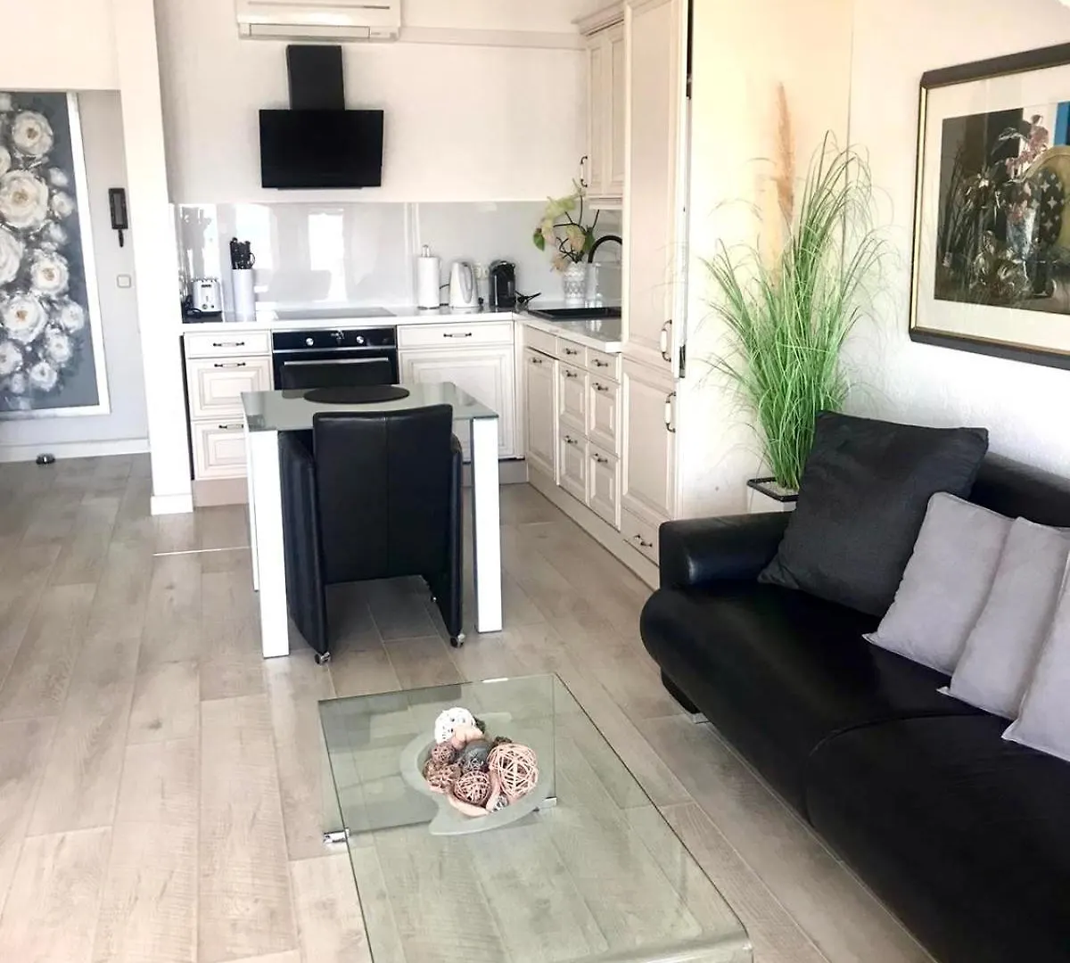 Villa Diana Kastela Apartment