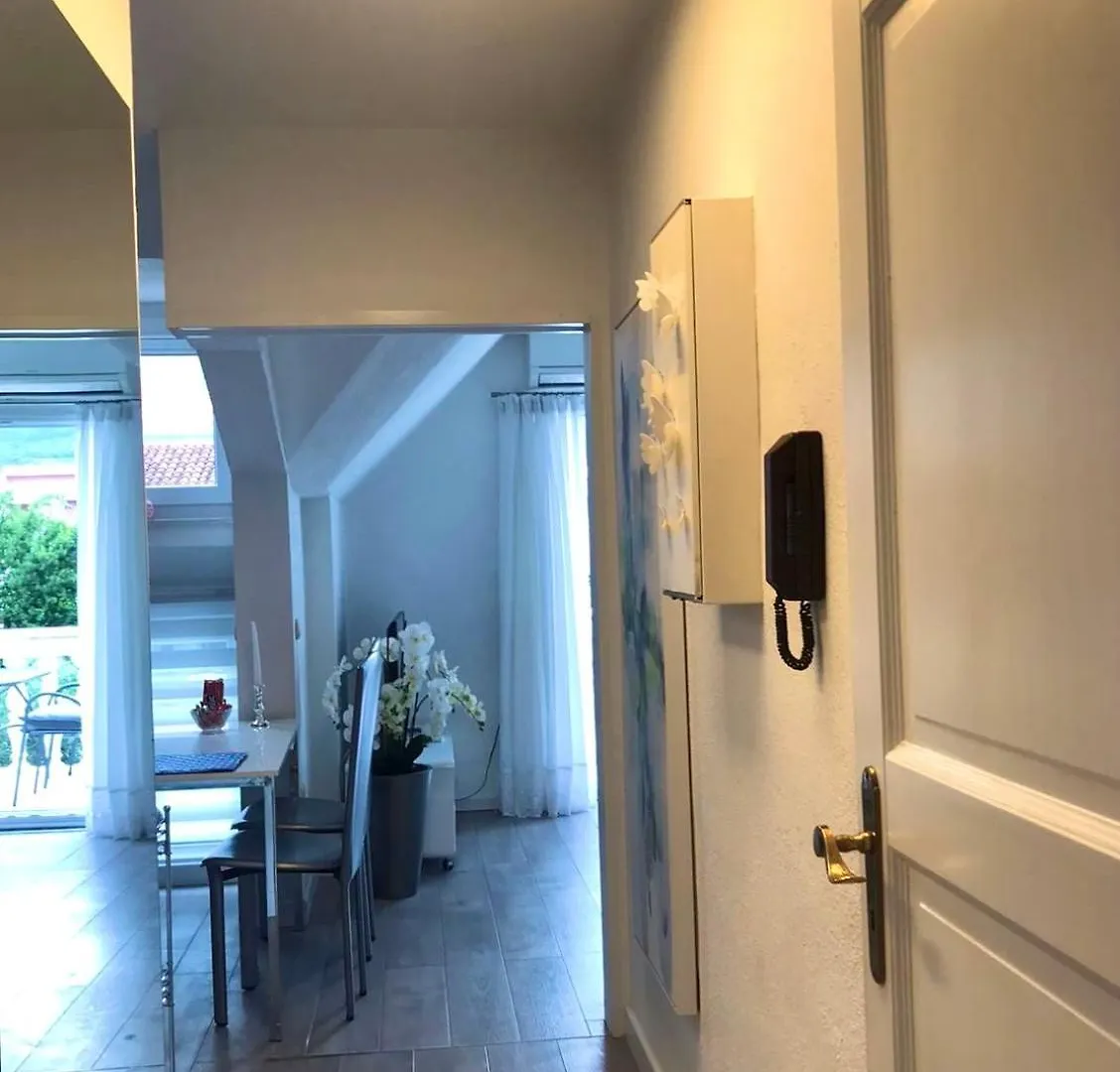 Villa Diana Kastela Apartment
